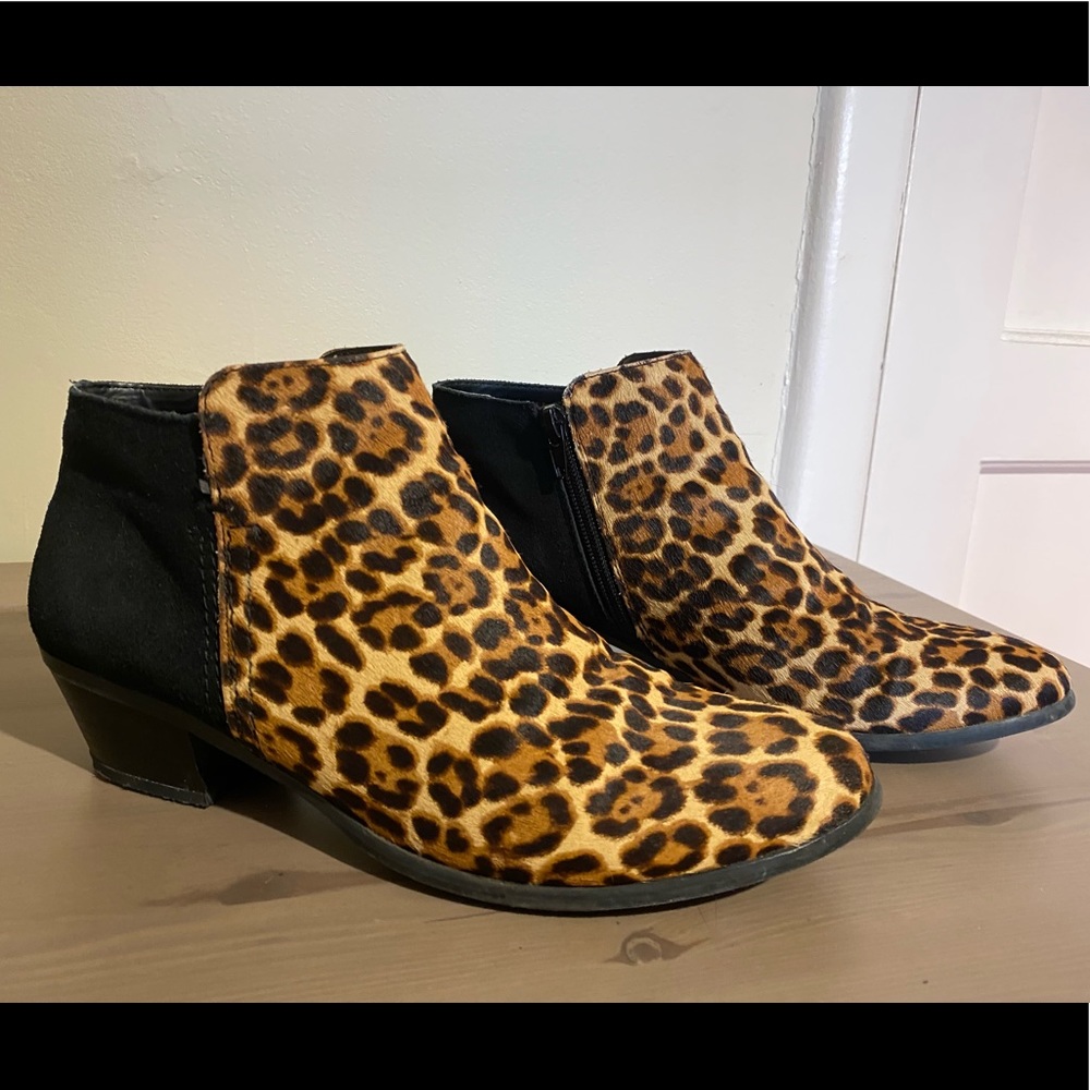 Bass&Co Leopard Print Booties Size 10